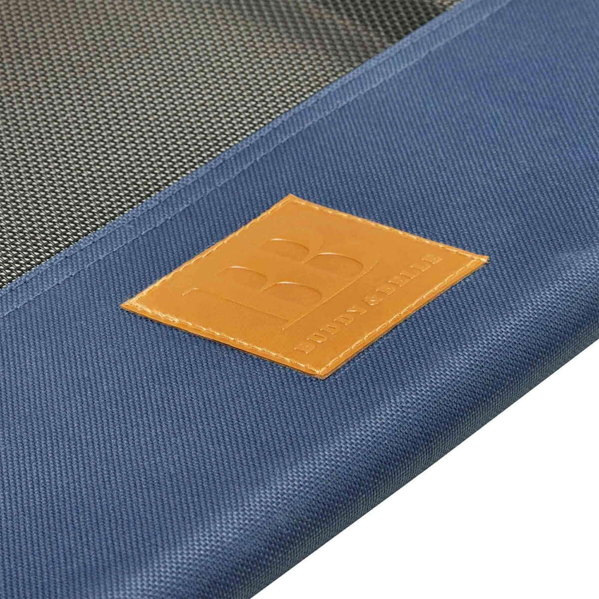 Buddy & Belle Deluxe Raised Outdoor Dog Bed