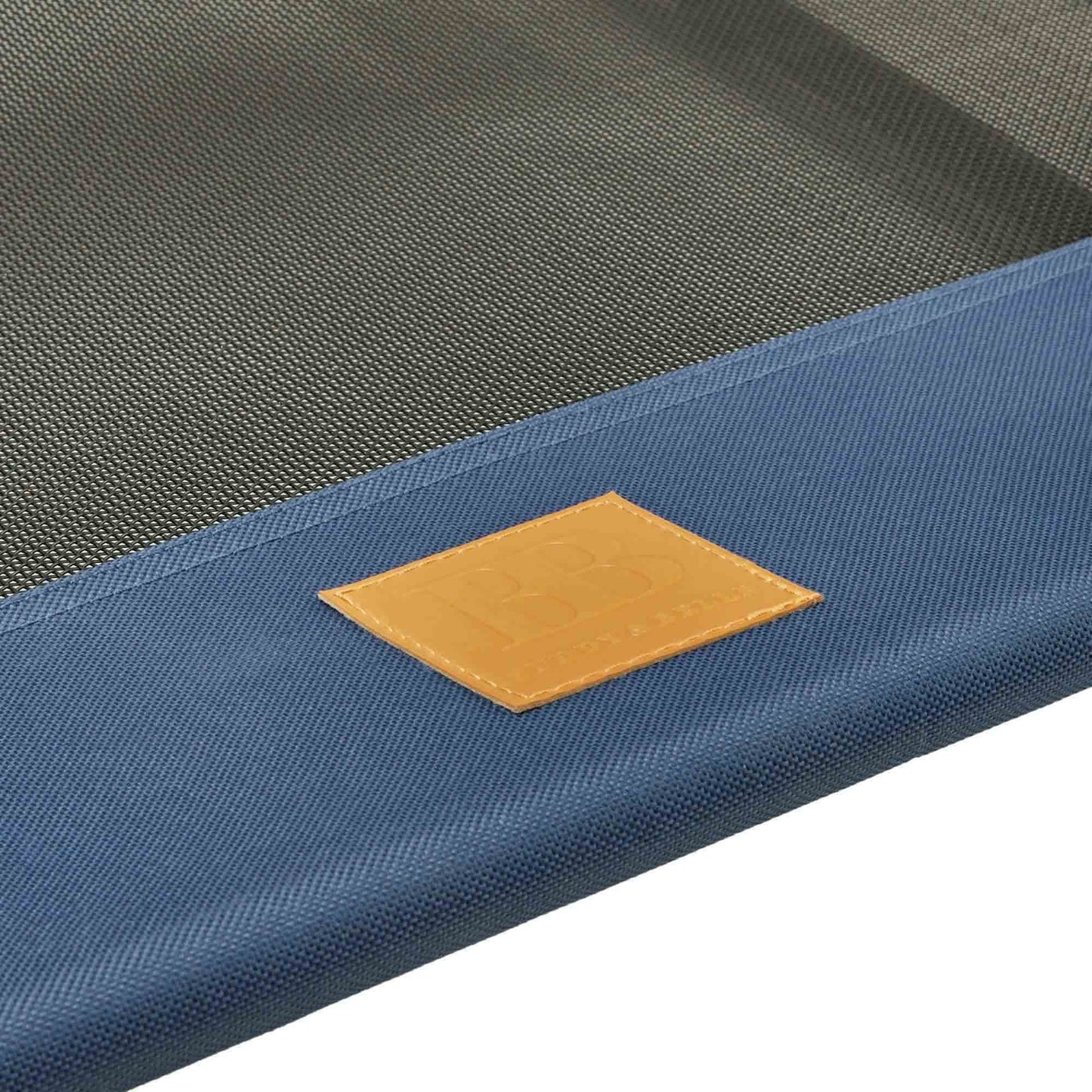 Buddy & Belle Deluxe Raised Outdoor Dog Bed