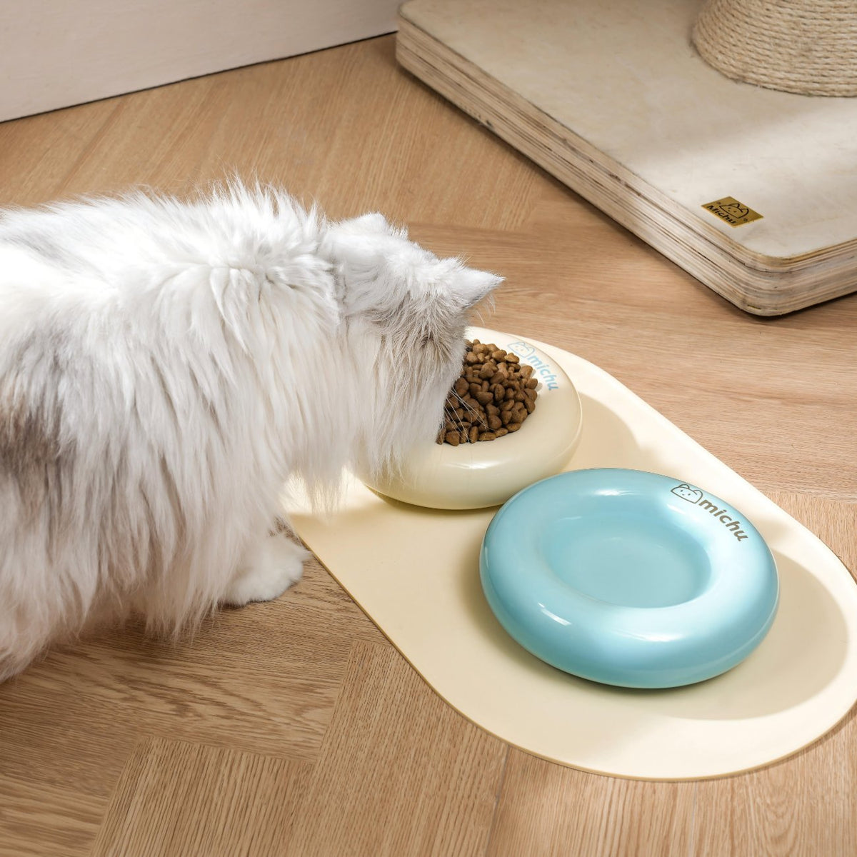 Michu Bagel Ceramic Cat Bowl